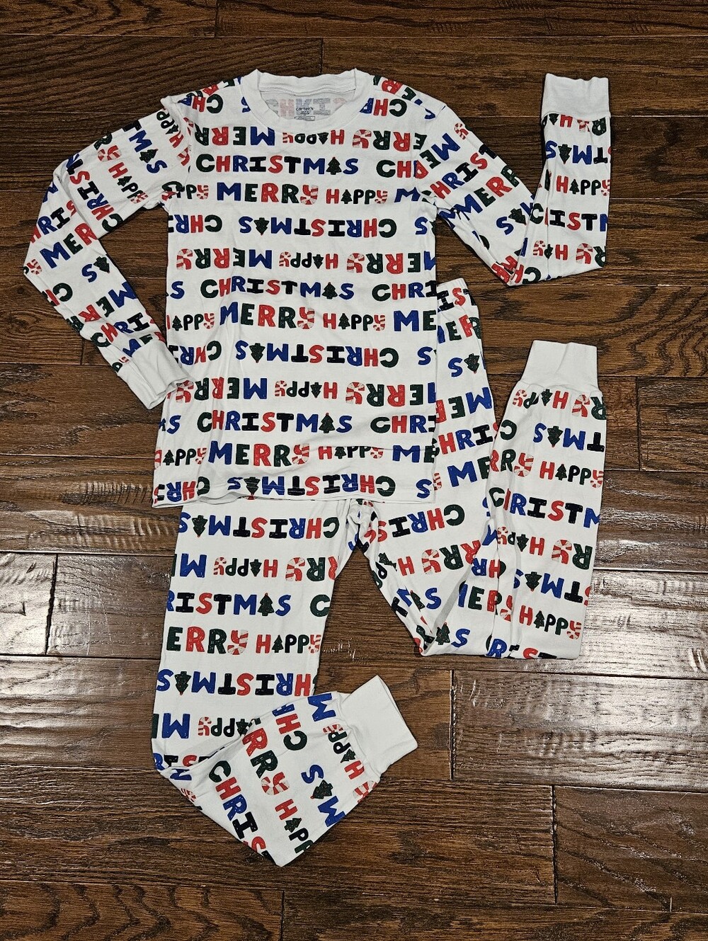 NWOT Carter's Adult Unisex Merry Christmas 2 Piece Pajama Set - Size Small